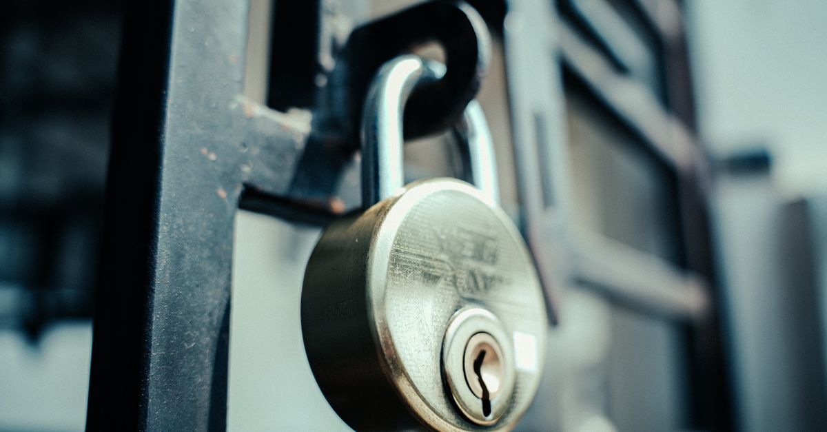 Key Kiosks vs. a Real Locksmith: When the 7-Eleven Machine Isn't Enough — Augustine Locksmith Pro
