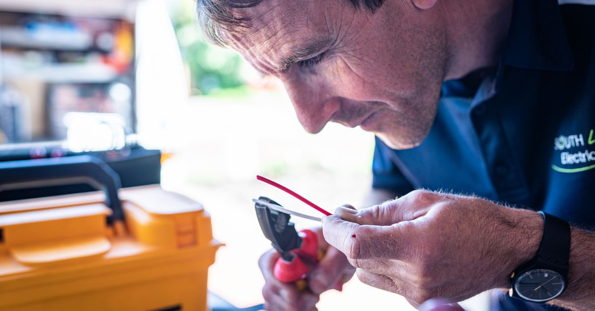 locksmith service technician — Augustine Locksmith Pro
