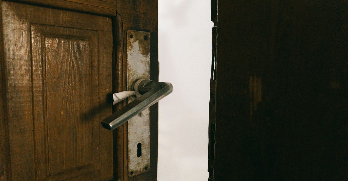 door security hardware — Augustine Locksmith Pro