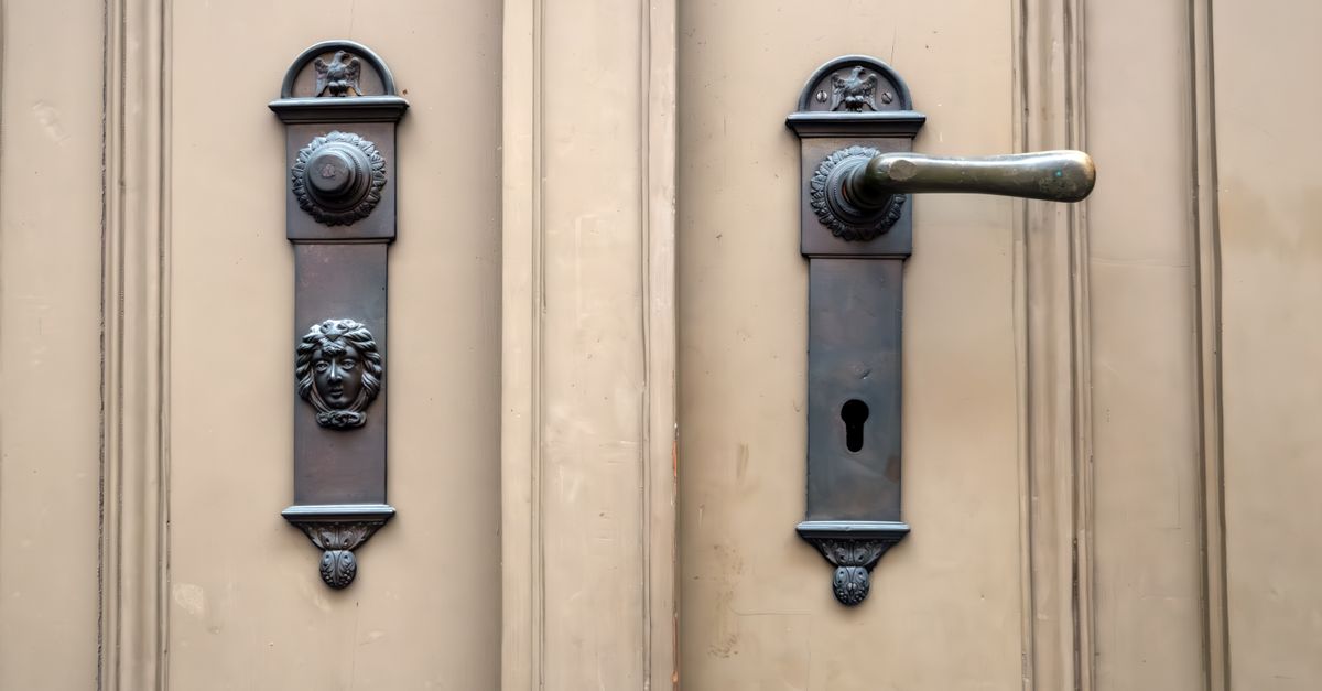 front door lock key — Augustine Locksmith Pro