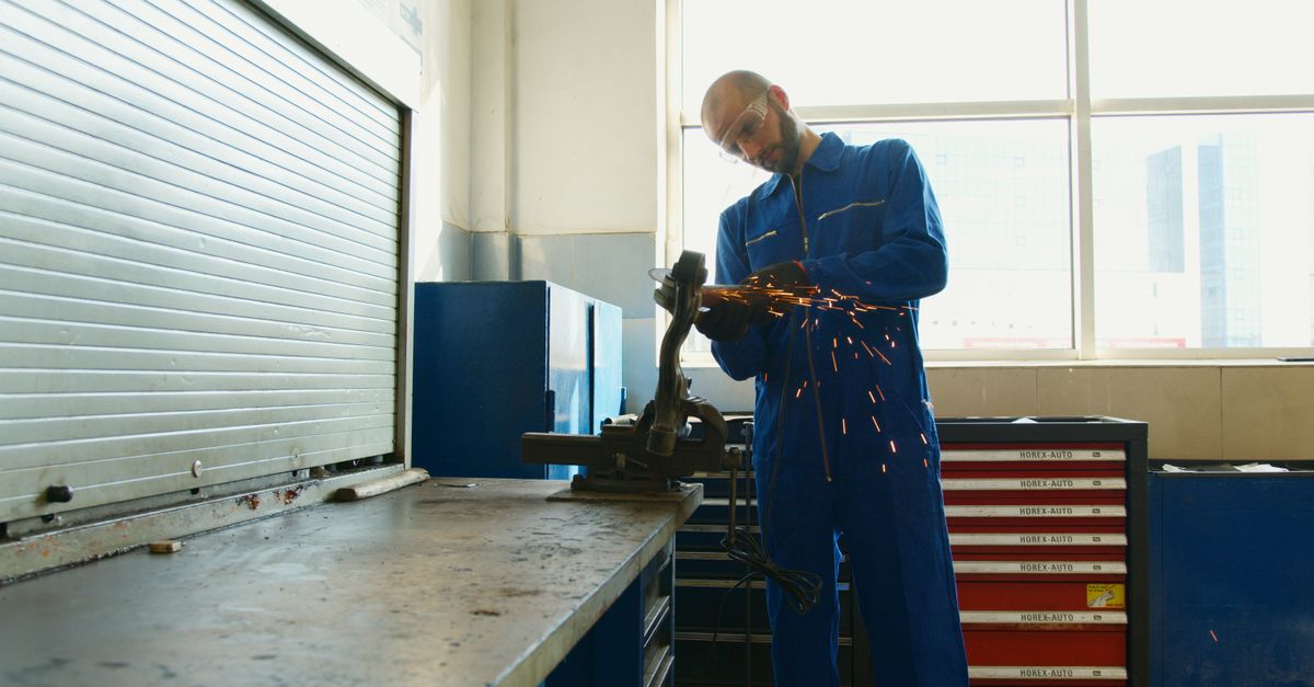 locksmith service technician — Augustine Locksmith Pro